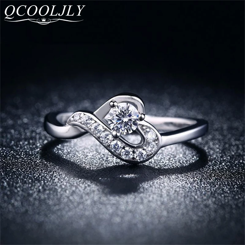 

QCOOLJLY Romantic White Gold Color Wedding Heart Crystal Rings Jewelry for Women Bijouterie Bijoux Accessories Engagement bague