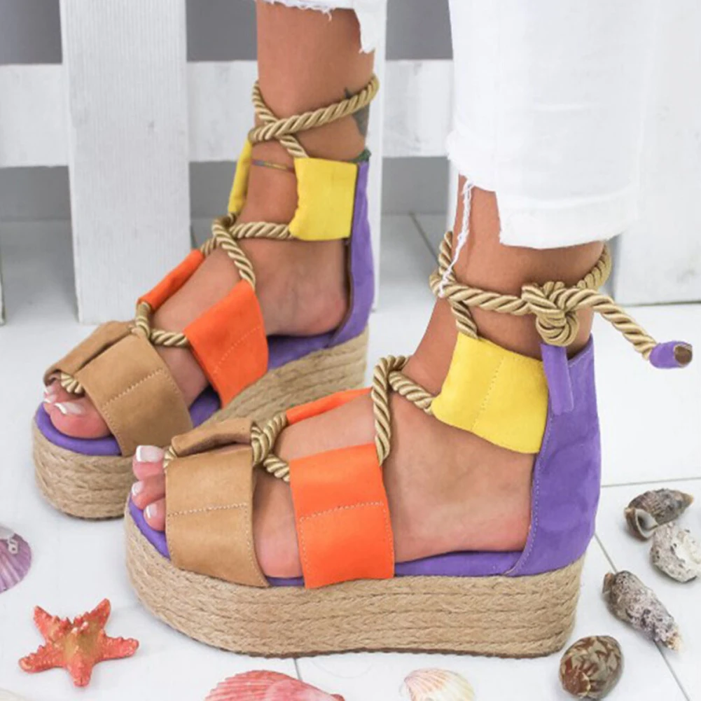 Летние женские сандалии на плоской платформе из пеньковой кожи смешанные цвета, шнуровка, перекрестный привязанный ремешок, пляжная обувь для вечеринок женская обувь розового цвета, большие размеры - Цвет: Оранжевый