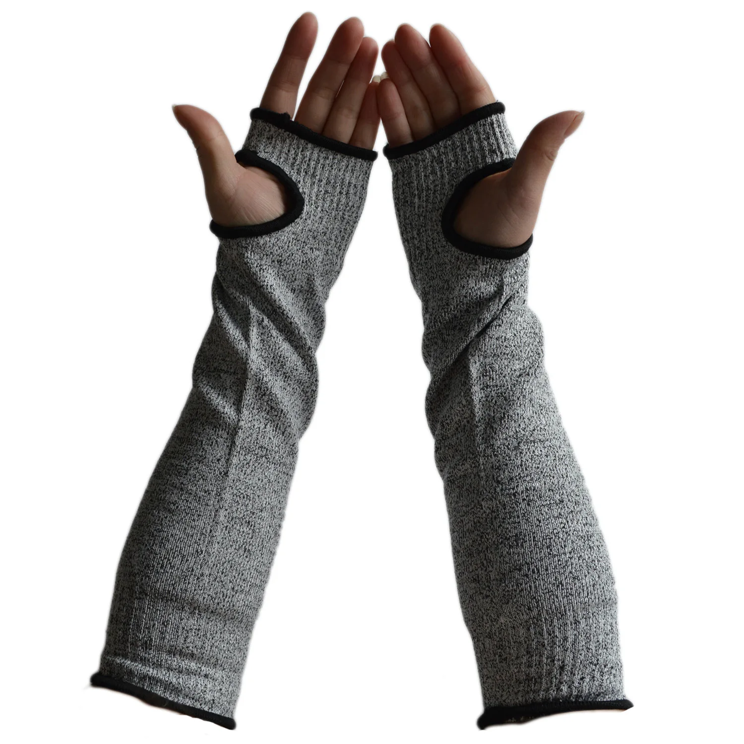 7859623195_298850786