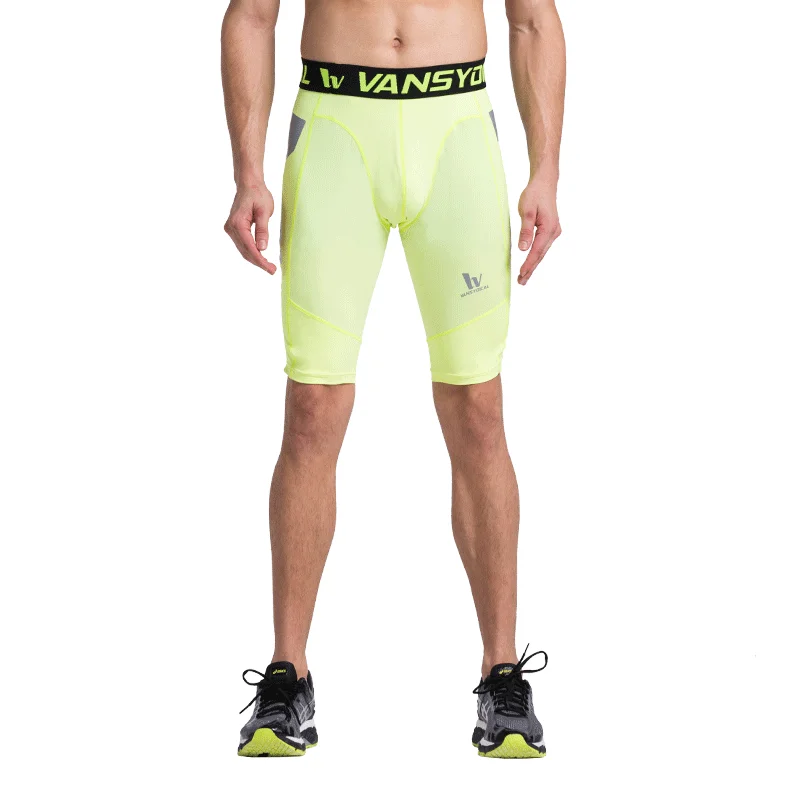 men's shorts with compression tights