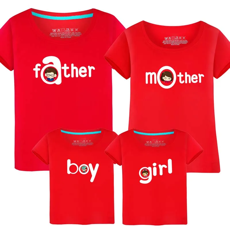 

Family T shirt Cotton Cartoon Daddy Mommy And Me Clothes Mama Girl Father Son Mother Daughter Bows Matching Uutfits Look Tshirt