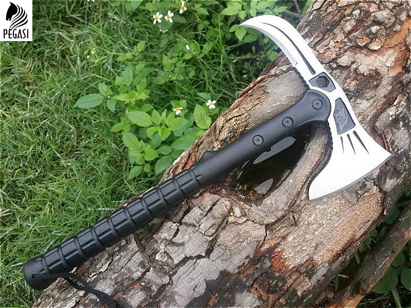

PEGASI CS Sharp 57 HRC 39CM Silver eagle head Axe Fire Rescue Axes Camping Outdoor Multifunctional Axe Free Drop Shipping