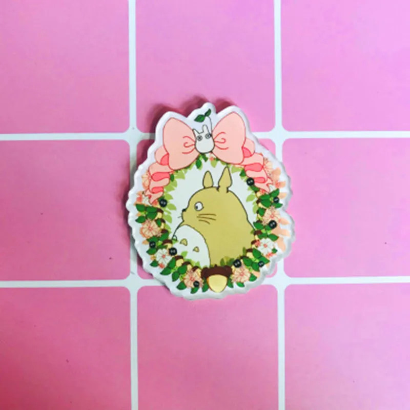 

1PCS Harajuku Anime Totoro Pin Badge Plastic Brooch Badges For Clothes Icon On Backpack Acrylic Badge Kids Gift