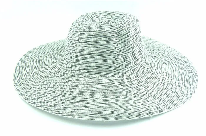 wide brim hat 06
