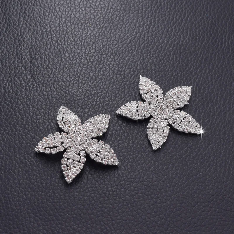 Rhinestone flower patches (8)