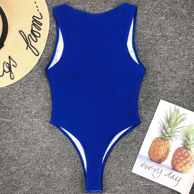 10432095287_939812669