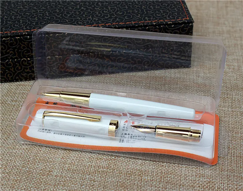 Стиль доступный двойной перьевая ручка набор Iraurita ручка хороший подарок чернильная ручка для друга - Цвет: Белый