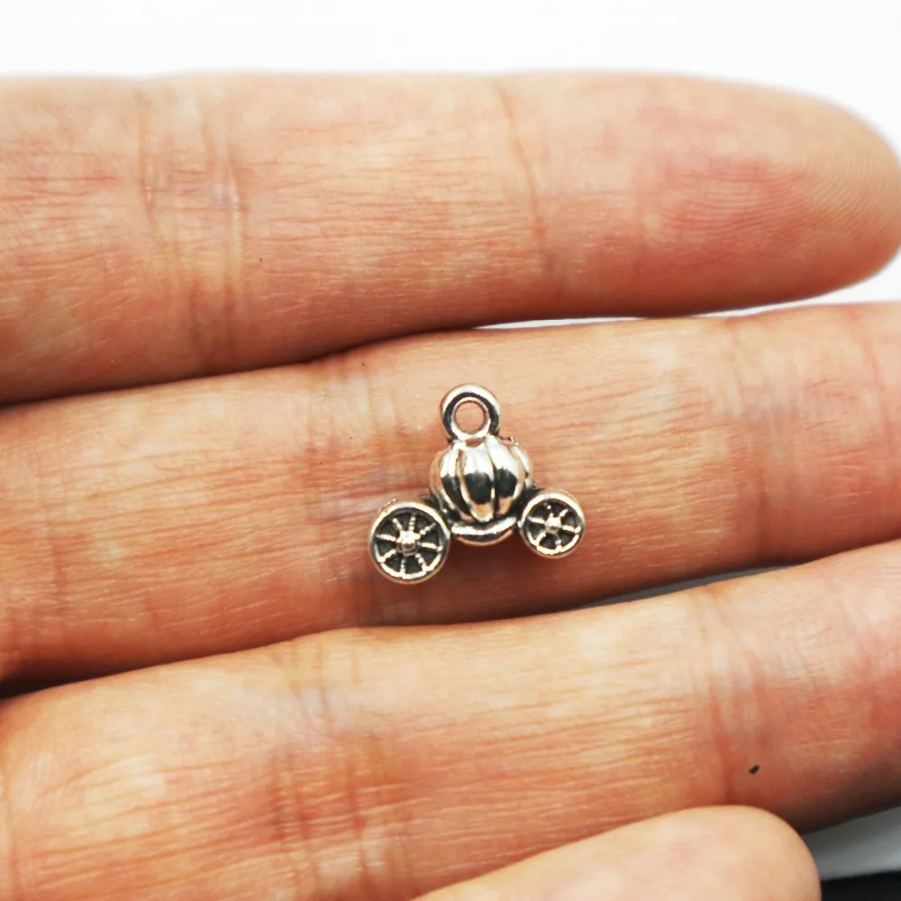

Hot sell 20pcs metal antique silver charms pumpkin car charms pendant for necklace jewelry findings