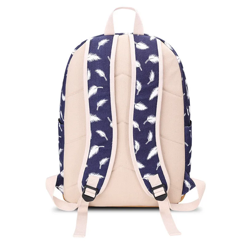 3628566813_1599361870