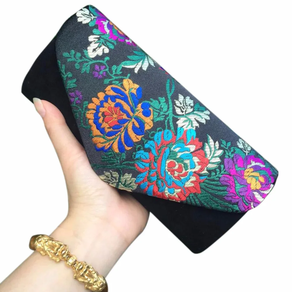 

Women Vintage Embroidery Evening Bag Female Shoulder Bag Bridal Clutch Prom Wedding Handbag