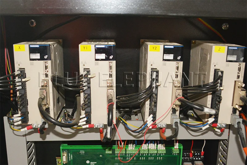 750w yaskawa servo driver of 1325 atc cnc machinery with nk260 controller and hqd spindle