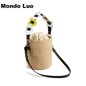 

Handbags Woven 2017 New Bucket Bag Shoulder Messenger Bag Wide Flower Shoulder Straw Bag