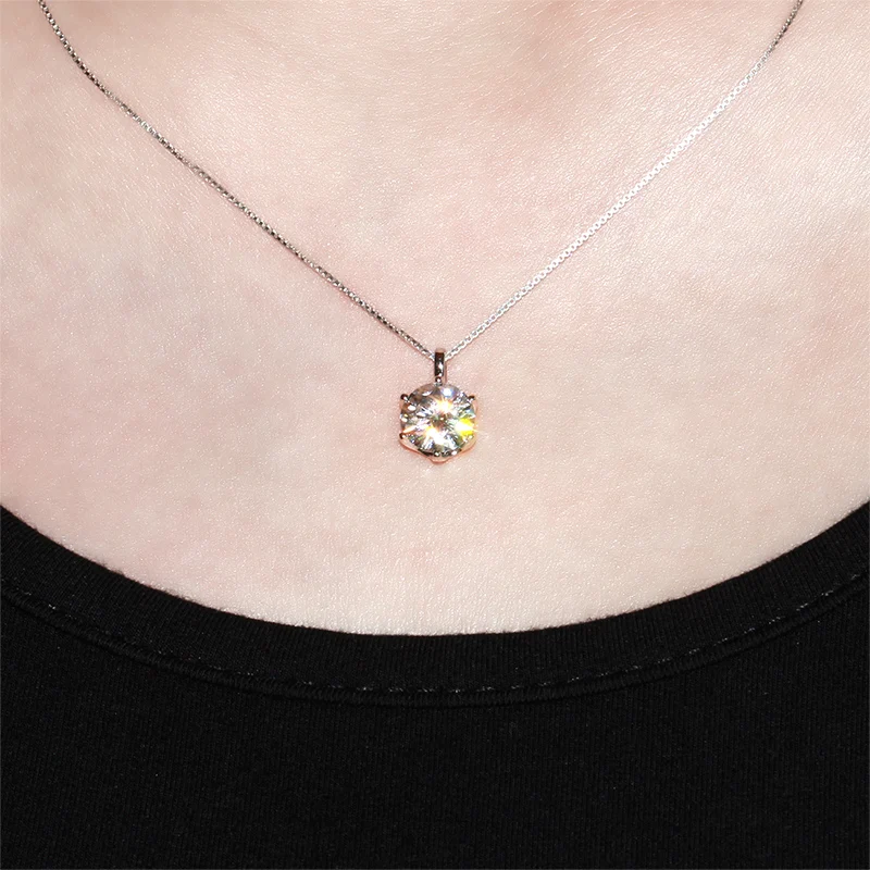 Solid 18K 750 White Gold 2 Carat ct F Color Lab Grown Moissanite