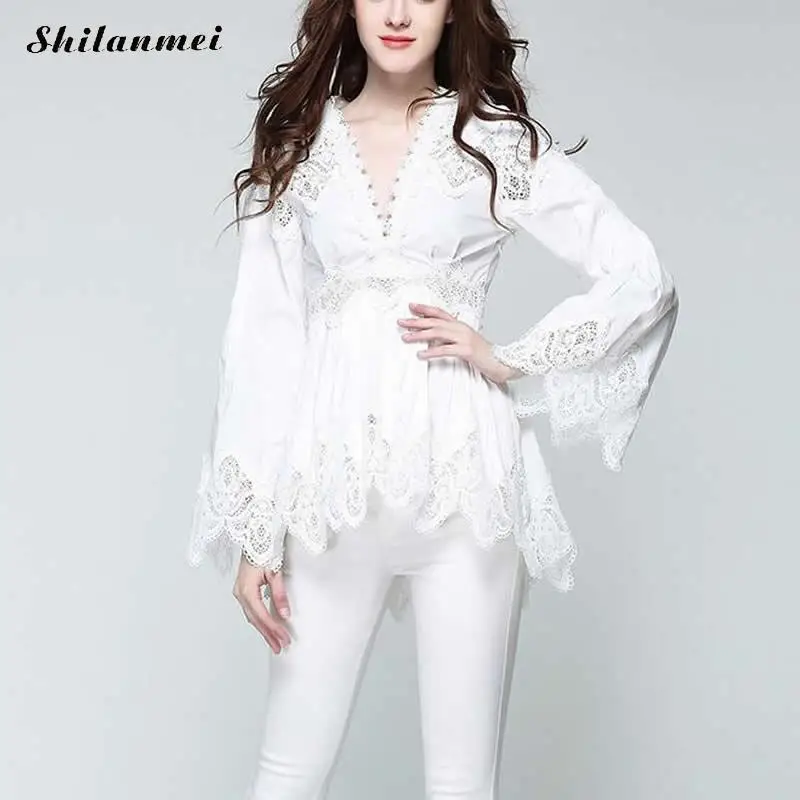 Girls white blouse long sleeves and covers neck