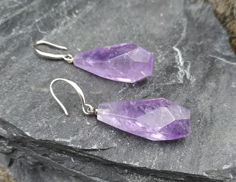 

Natural Amethysts Stone Silver Hook Earring M0021