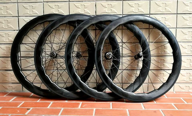 自転車 700c ホイール