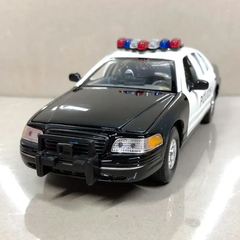 WELLY 1/24 масштаб США 1999 Ford Crown Victoria литая металлическая модель автомобиля игрушка для подарка/коллекции/детей