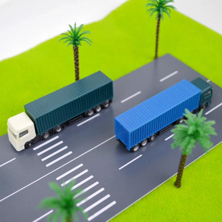 plastic model truck in archiecture model building (11)