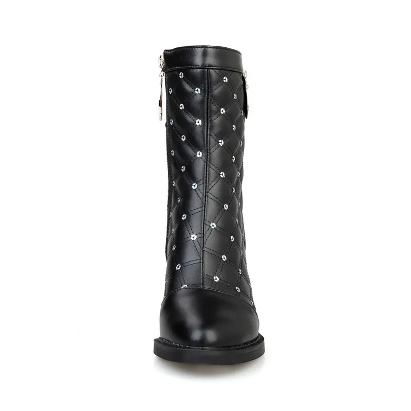 7 (4)