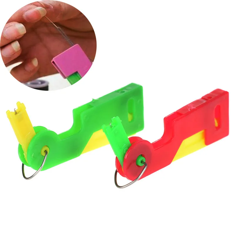 

1Pcs Practical Elderly Use Automatic Skillful Sewing Needle Device Threader Thread Guide Tool Free Shipping
