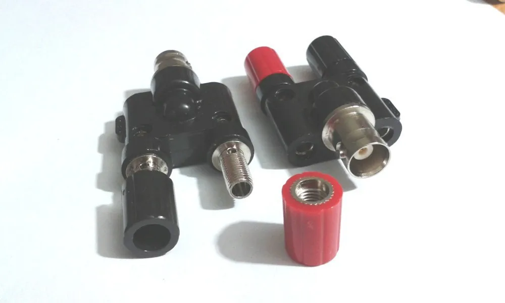 bilder für 500 stücke KUPFER Bnc-buchse auf Twin 4mm Banana Jack Buchse Koaxial Adapter bilder für 500 stücke KUPFER Bnc-buchse auf Twin 4mm Banana Jack Buchse Koaxial Adapter