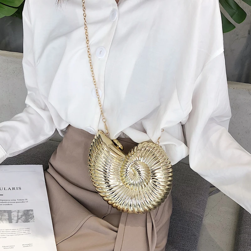 2019 الذهب محارة شكل حقيبة كتف المرأة محفظة مساء حقيبة صغيرة زين سبائك الزفاف حزب Crossbody أكياس البسيطة محفظة براثن