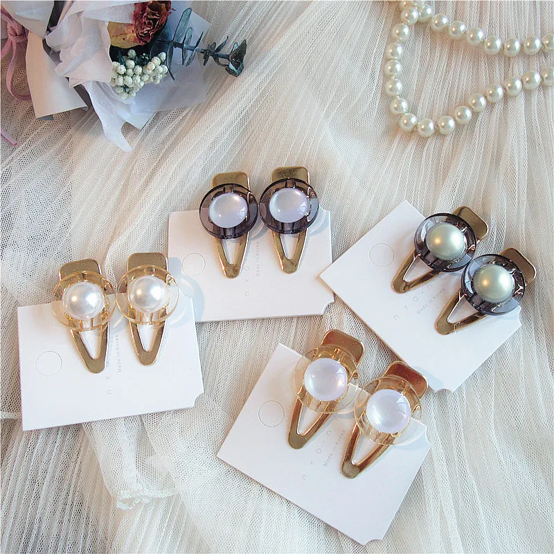 

1 Pair Korea Lady Temperament Jewelry Simple Beautiful Glass Bead Duckbill Clip Women Girl Accessories for Hair Fashion Hairpins