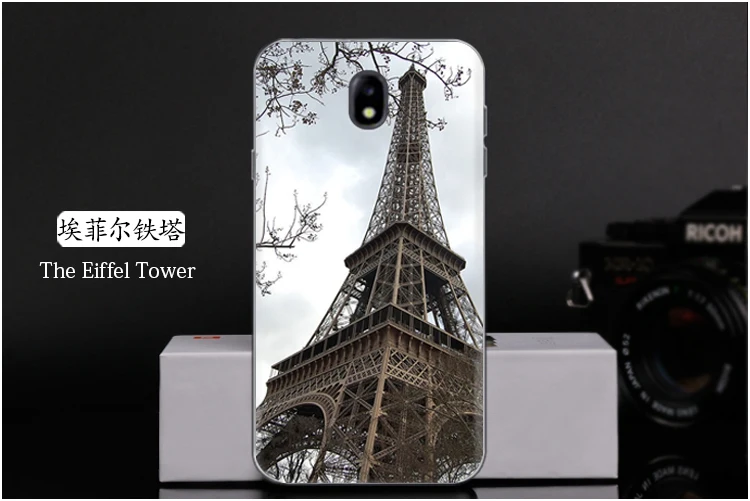  The Eiffel Tower
