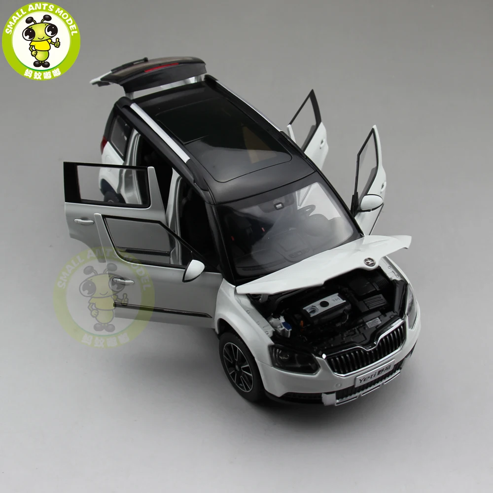 1/18 Skoda Yeti SUV литая модель металлическая модель автомобиля SUV Подарочная коллекция хобби белый