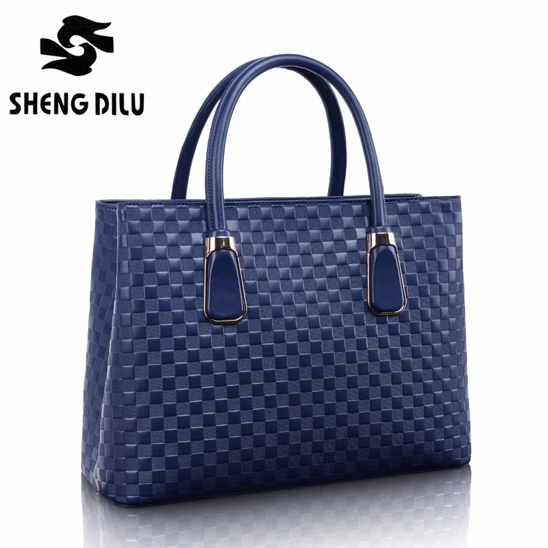 2033636536_906934386