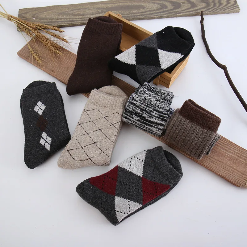 

New Men's Tube Warm Socks Thick Wool Business Fashion Autumn and Winter terry socks towel men's socks wholesale Cheap