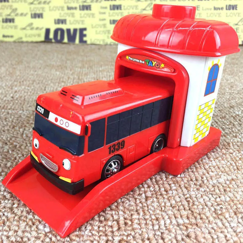 Koop 4 stks set Schaal model tayo de kleine bus kinderen miniatuur bus plastic baby oyuncak garage tayo bus kinderen speelgoed Kerst gift