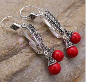

hj 00602 Elegant tibet silver round bead cluster coral dangle earrings