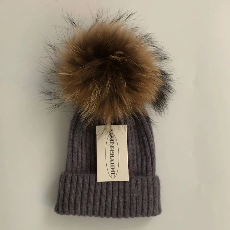 

Fashion Real Fox Fur Raccoon Pompoms 15cm Hats For Women Girl Winter Hat Solid Wool Warm Skullies Beanies Hats 2018 New Brand