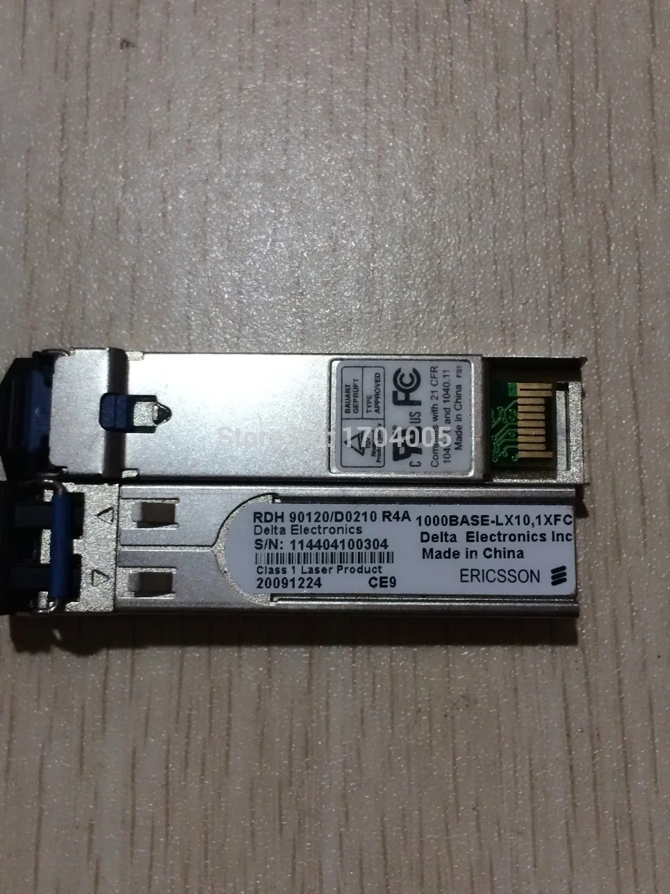 

RDH 90120/D0210 R4A, 1000BASE-LX10, 1XFC Delta Fiber Optic Equipment Module
