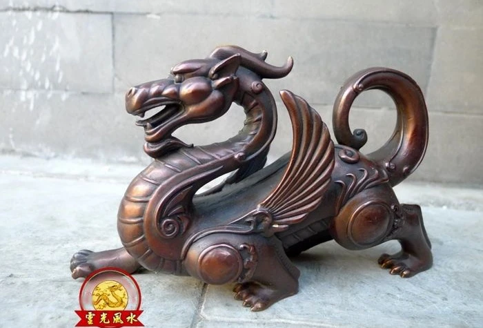 

China Feng Shui Red Bronze Lucky with wings Fly Dragon Palace decorative statue a5.19