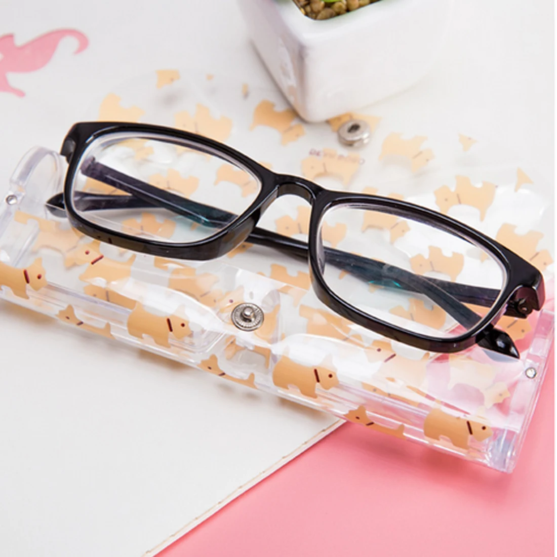 Elegent Kawaii Cartoon Animals PVC Glasses Box Cute Transparent Glasses