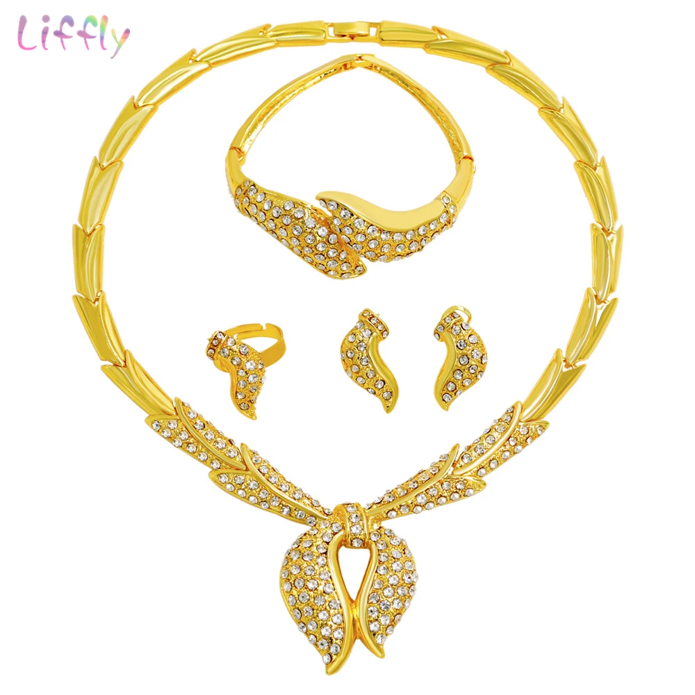 

Charm Women Party Dubai Gold Jewelry Sets Personality Style Design Crystal Necklace Bracelet Earrings Fashion Christmas Gifts