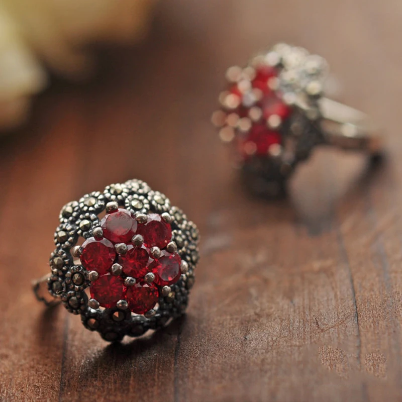Skup Prawdziwe 925 srebro ręcznie zrobiony kwiatek kolczyki klip dla kobiet inkrustowane czerwony granat naturalny kamień styl Vintage Brinco