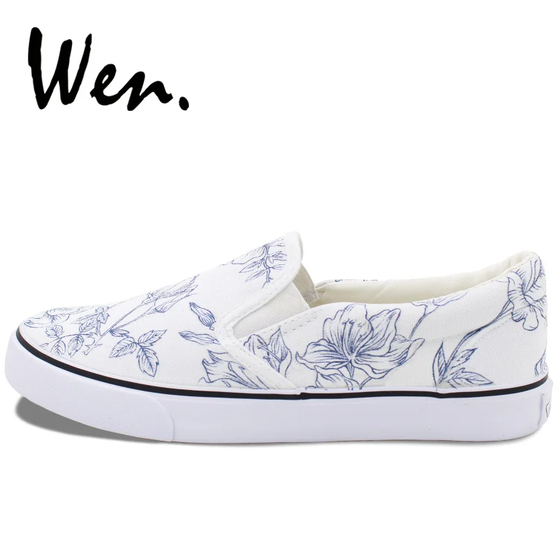 simple shoe painting