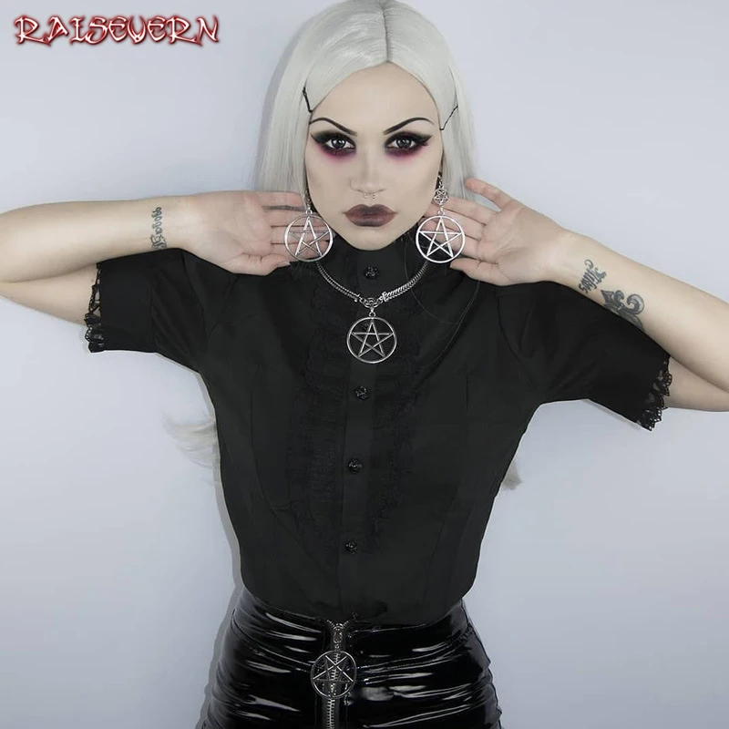 

RAISEVERN Women Gothic Lace Black T-Shirt Button Short Sleeve Tee Women Fashion Style Goth Graphic Vampire Shirt Tops 2019