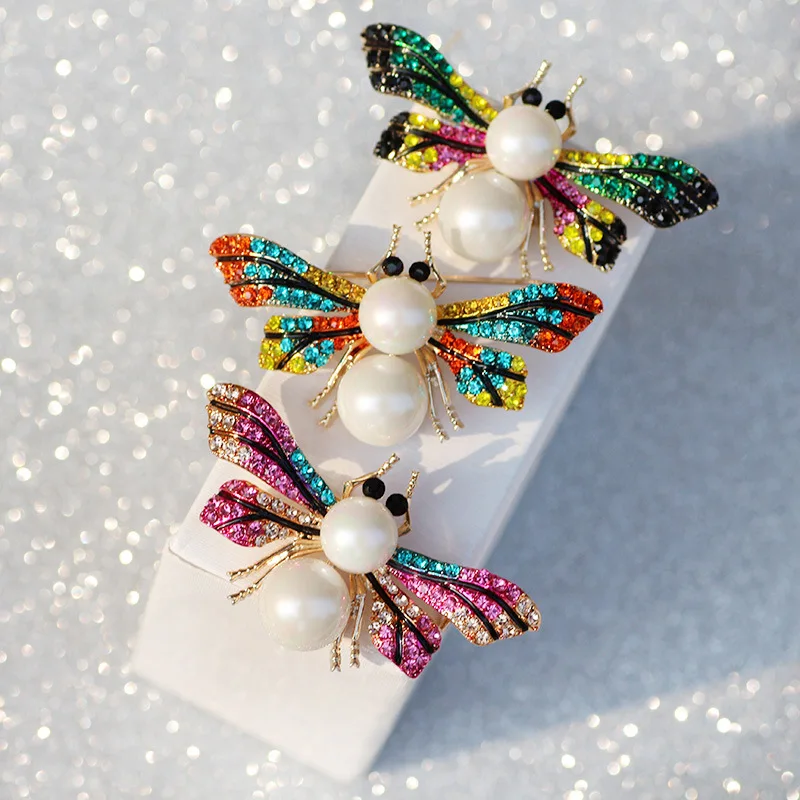 high-end pearl bees brooch cartoon corsage Pin buckle |