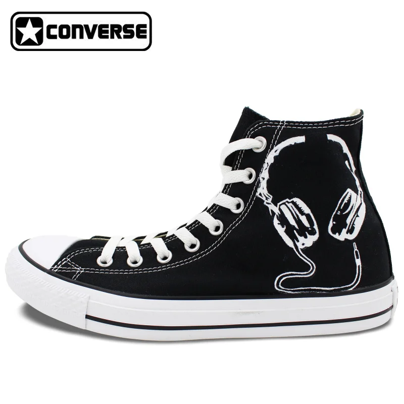 Prix pour Noir Converse All Star Peint À La Main Chaussures Écouteurs D'origine Custom Design Hommes Sneakers de Femmes Cadeaux De Noël Prix pour Noir Converse All Star Peint À La Main Chaussures Écouteurs D'origine Custom Design Hommes Sneakers de Femmes Cadeaux De Noël