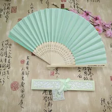 60 шт Свадебные шелковые веера Индивидуальные печати спицы из бамбука твердые конфеты цвет ткань вентилятор с подарочной коробкой+ DHL