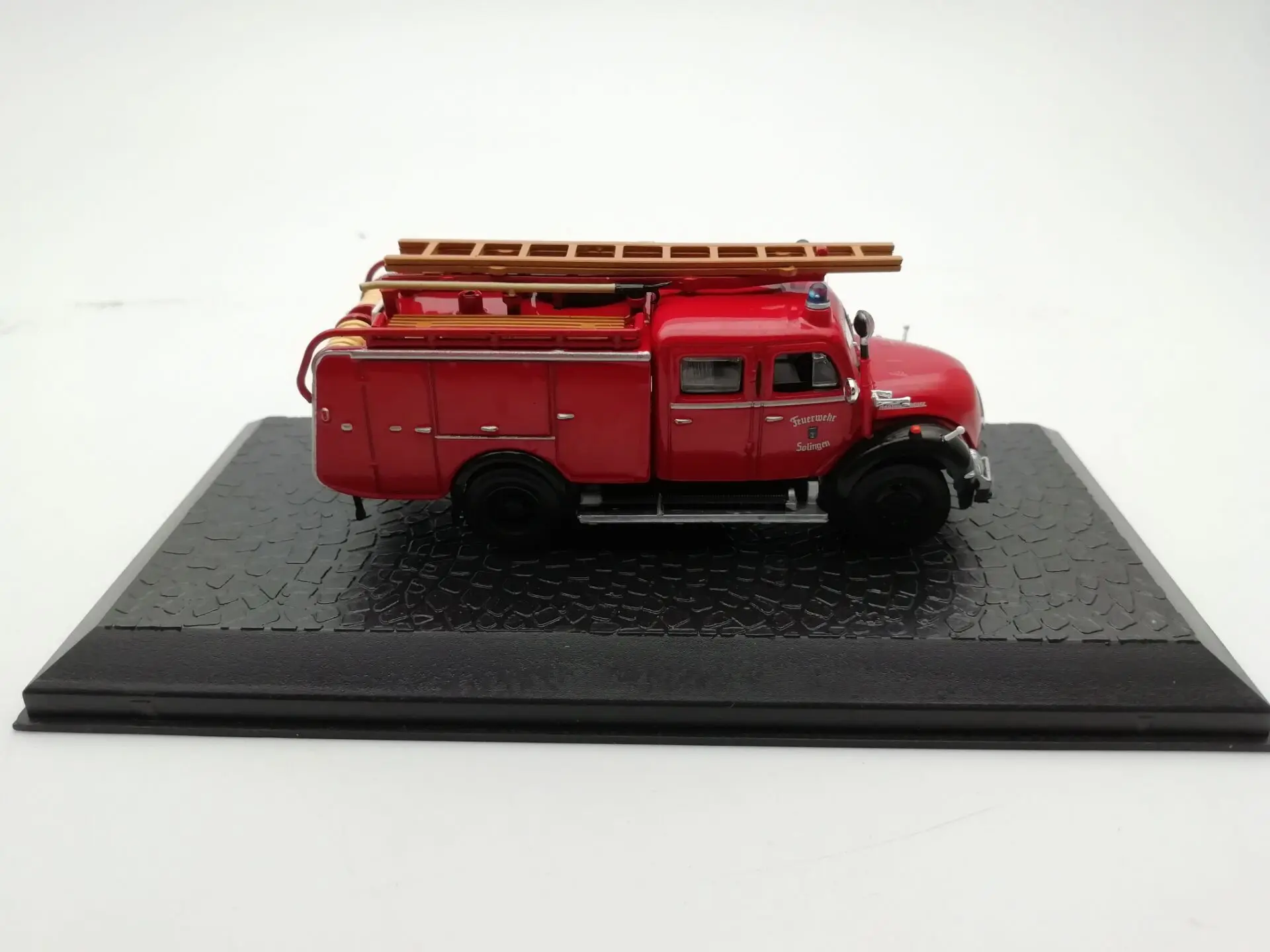 A tlas 1:72 Magirus Deutz Mercur огонь двигатель бутик сплав автомобиль игрушки для детей