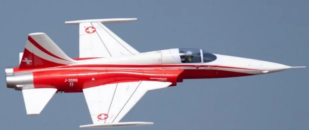 Freewing rc самолет F5 N Tiger 80 мм edf jet PNP 6S Стандартный и обновленная версия - Цвет: Swiss Upgrade