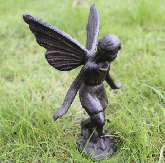 

1Pieces 14.5x8.8x9.5cm Cast iron craft Iron Angel Garden Ornaments