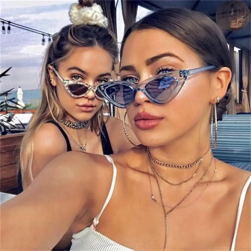 

New Glitter Cat Eye Sunglasses Women Transparent Pink Green Yellow Frame Tiny Triangle Sun Glasses Female Small Shades UV400