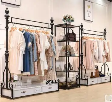 

European clothing store display stand floor-standing women's clothing store shelves display rack clothes rack black side hanging