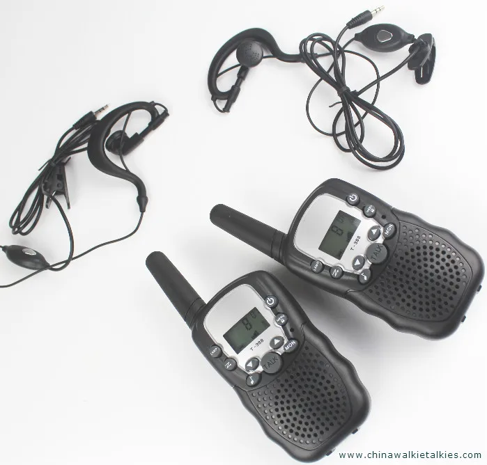 bilder für Neue walkie talkie paar T388 PMR446 mobilfunk comunicador VOX hand-freies talkie funkgeräte w/led taschenlampe kopfhörer ladegerät bilder für Neue walkie talkie paar T388 PMR446 mobilfunk comunicador VOX hand-freies talkie funkgeräte w/led taschenlampe kopfhörer ladegerät